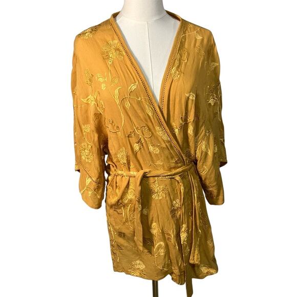 Amuse Society Poolside Dreams Golden Yellow Embroidered Kimono Top Womens M/L - Picture 2 of 16